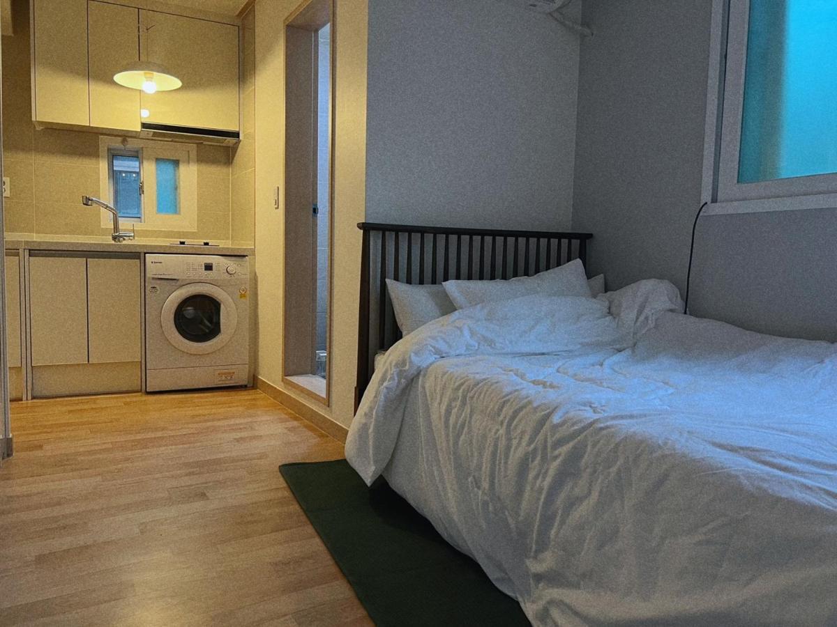 Jnineguesthouse Сеул Экстерьер фото