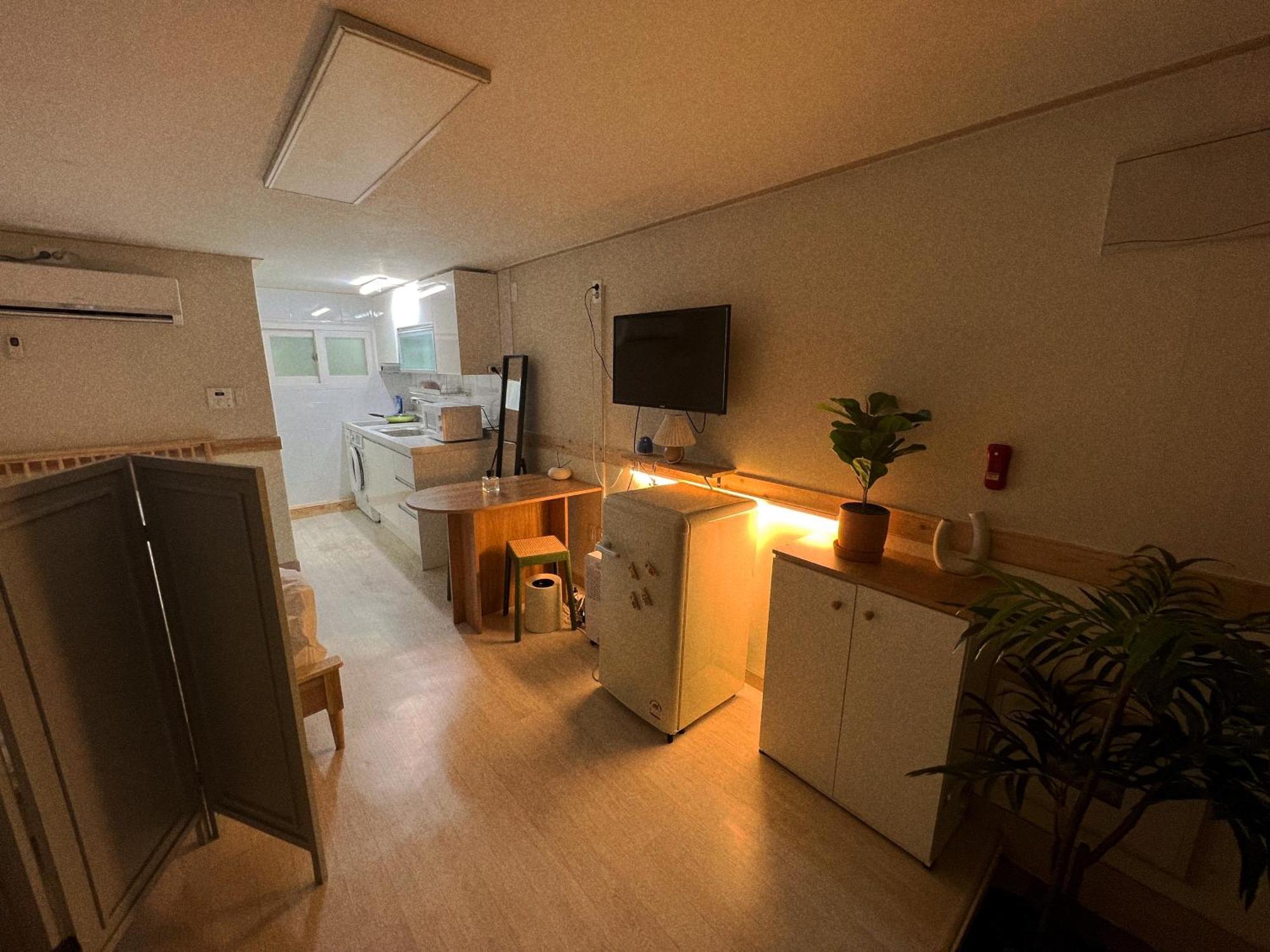 Jnineguesthouse Сеул Экстерьер фото