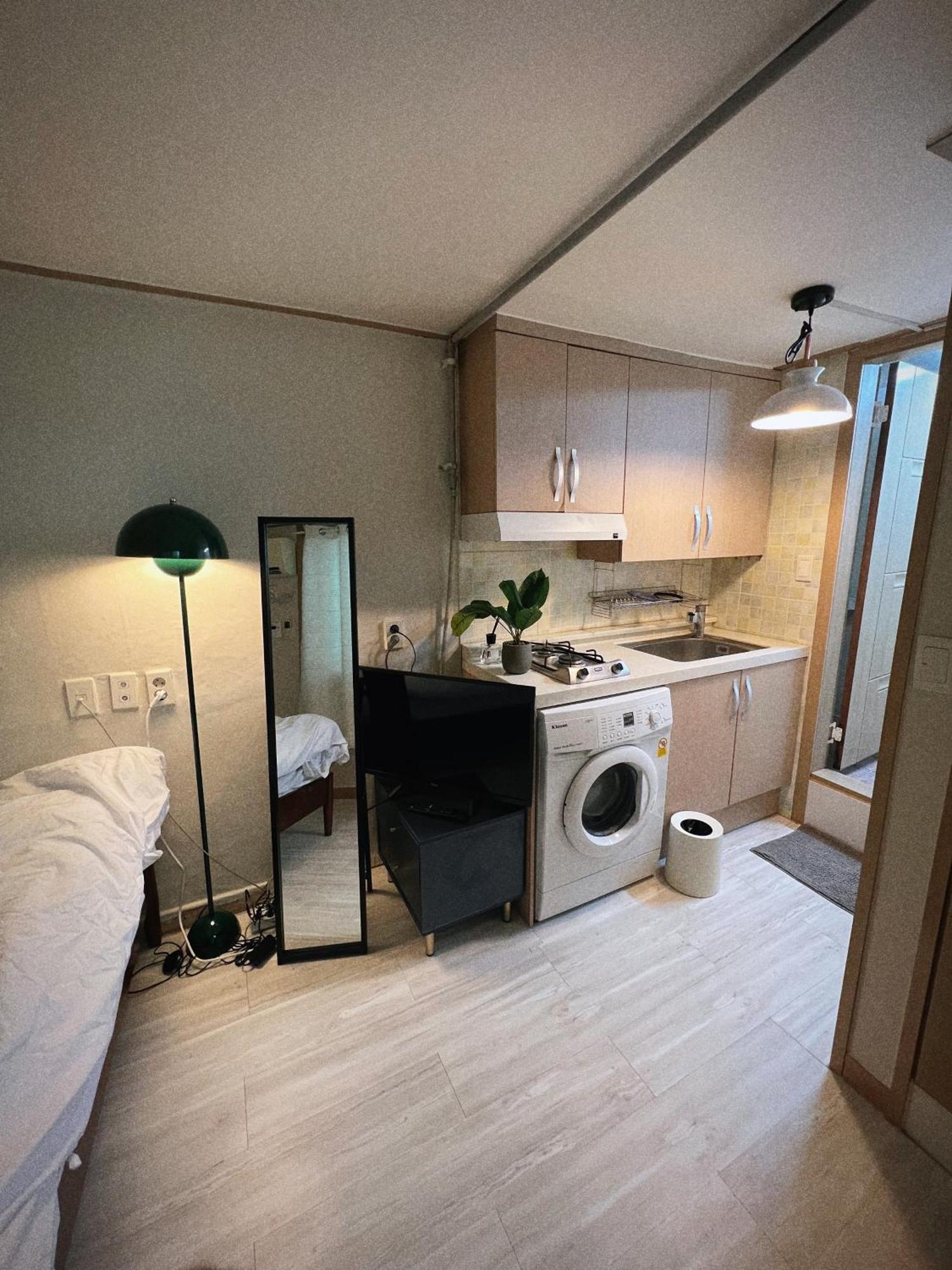 Jnineguesthouse Сеул Экстерьер фото